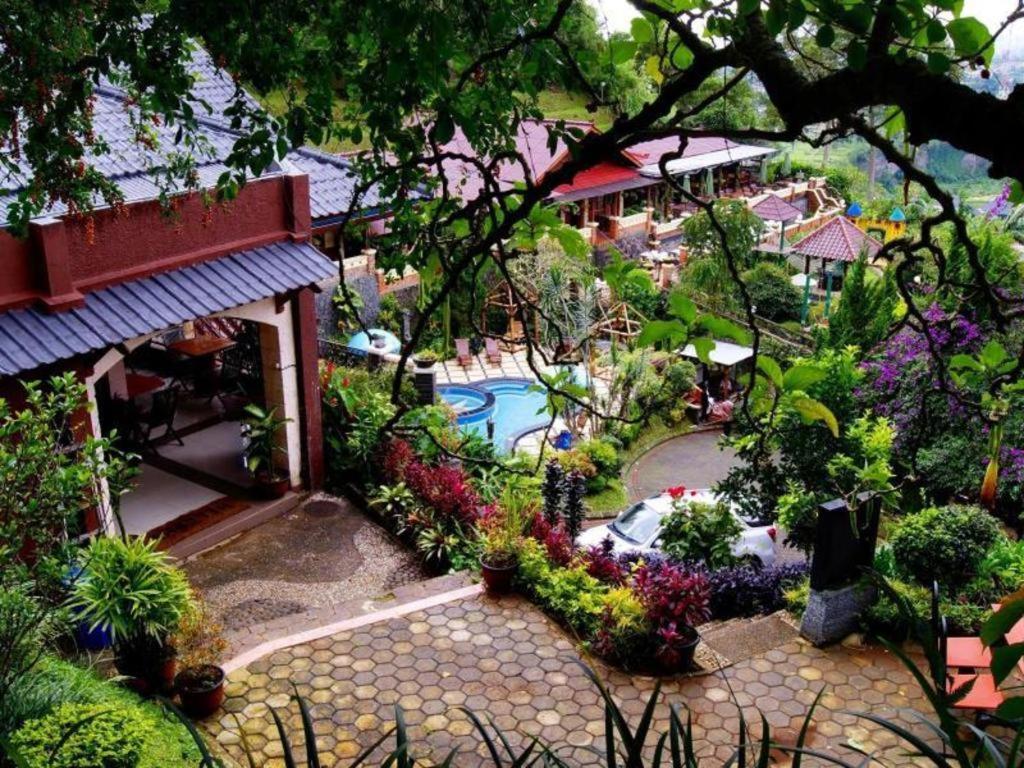 Talita Ciloto Resor Puncak